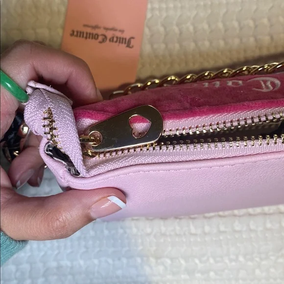NWT Juicy Couture Hot Pink & Baby pink wristlet with Chain Strap & rhinestones 💞 - Picture 8 of 11